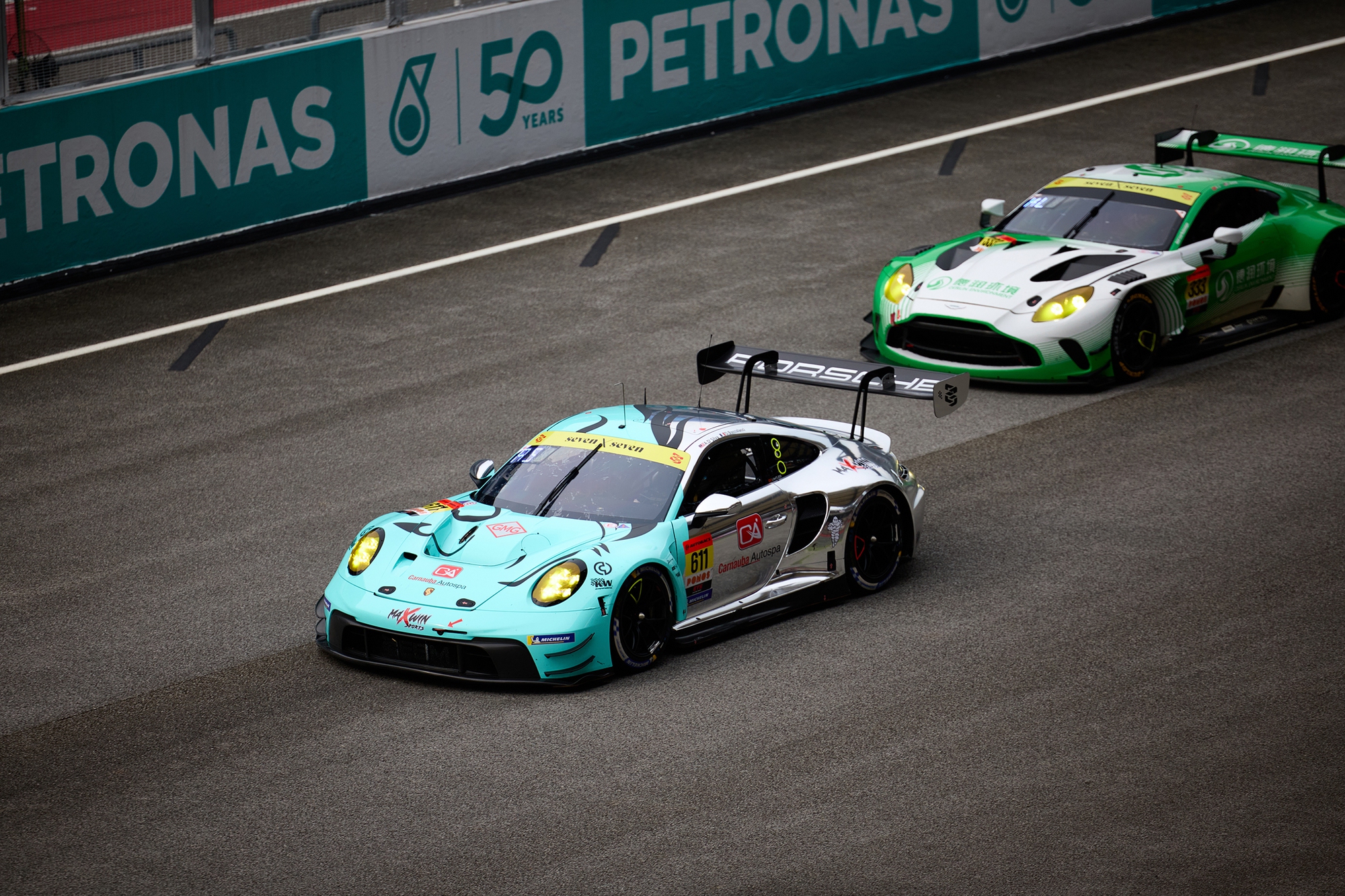 Lần đầu đặt chân đến SUPER GT tại Sepang: Mãn nhãn với dàn xe nét căng và những pha drift đầy mê hoặc! - Ảnh 15.