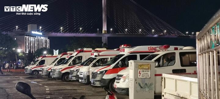 Hình ảnh vụ lật tàu vịnh Hạ Long: Cập nhật mới nhất về công tác cứu nạn - Ảnh 8.