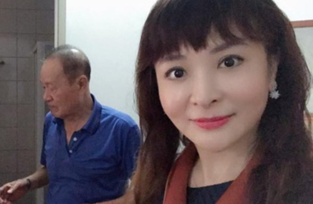 Nữ diễn viên khóc nghẹn bắt quả tang chồng có hành vi vụng trộm "trái luân thường đạo lý" - Ảnh 2. Nữ diễn viên khóc nghẹn bắt quả tang chồng có hành vi vụng trộm "trái luân thường đạo lý" - Ảnh 2.
