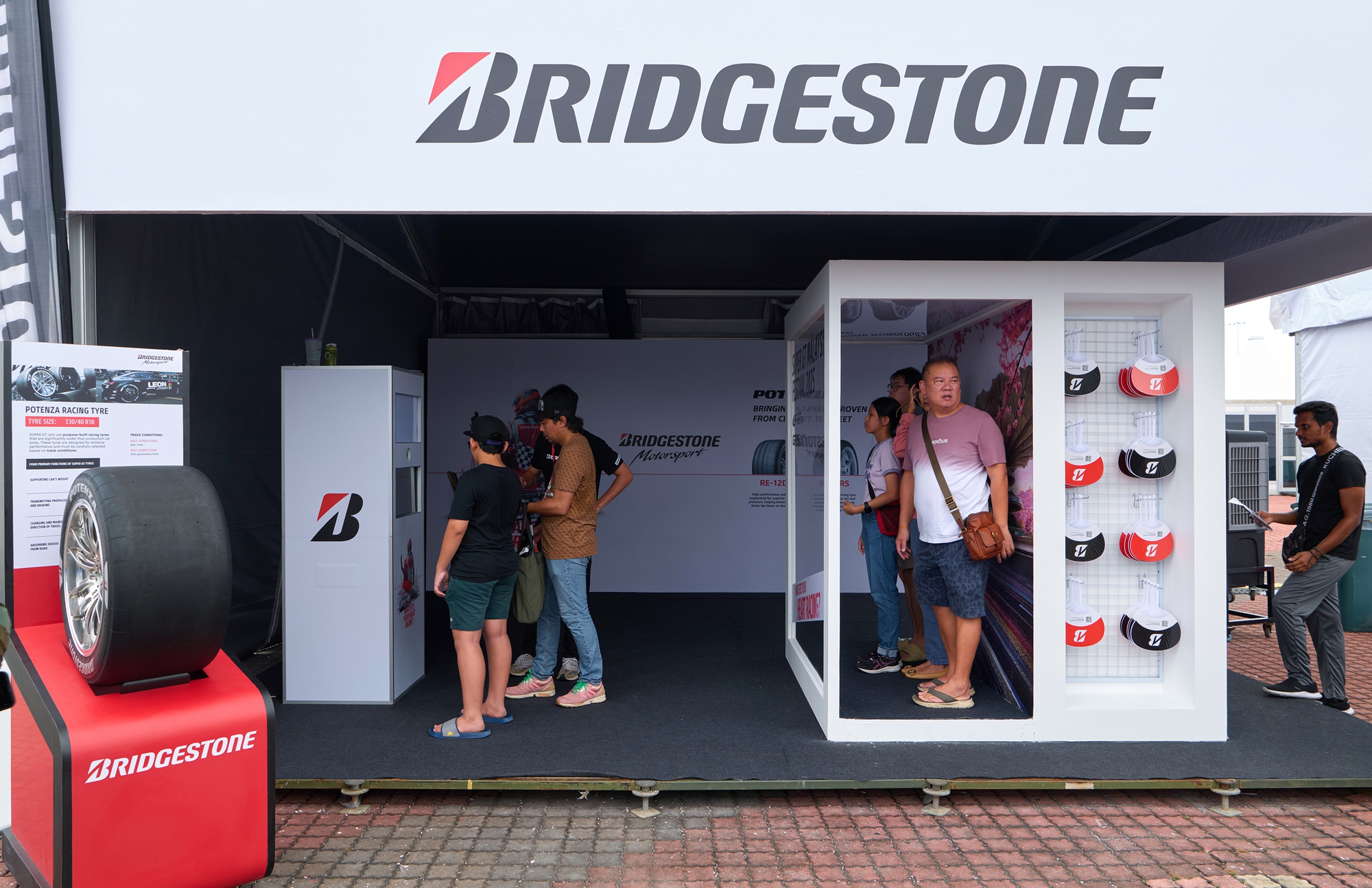 Lần đầu đặt chân đến SUPER GT tại Sepang: Mãn nhãn với dàn xe nét căng và những pha drift đầy mê hoặc! - Ảnh 8.