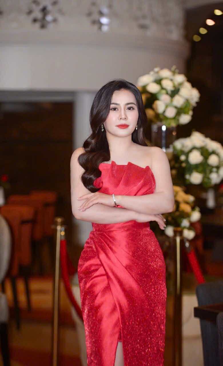 Quang Tèo và dàn nghệ sĩ, hoa á hậu quý bà đến chúc mừng Phan Kim Oanh- Ảnh 7.