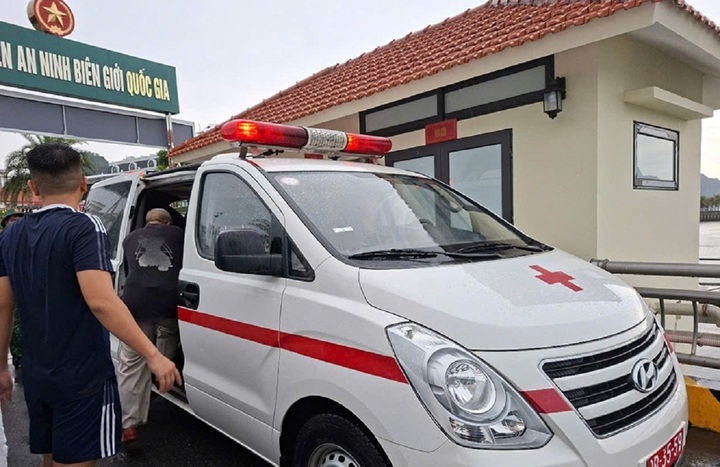 Hình ảnh vụ lật tàu vịnh Hạ Long: Cập nhật mới nhất về công tác cứu nạn - Ảnh 14.