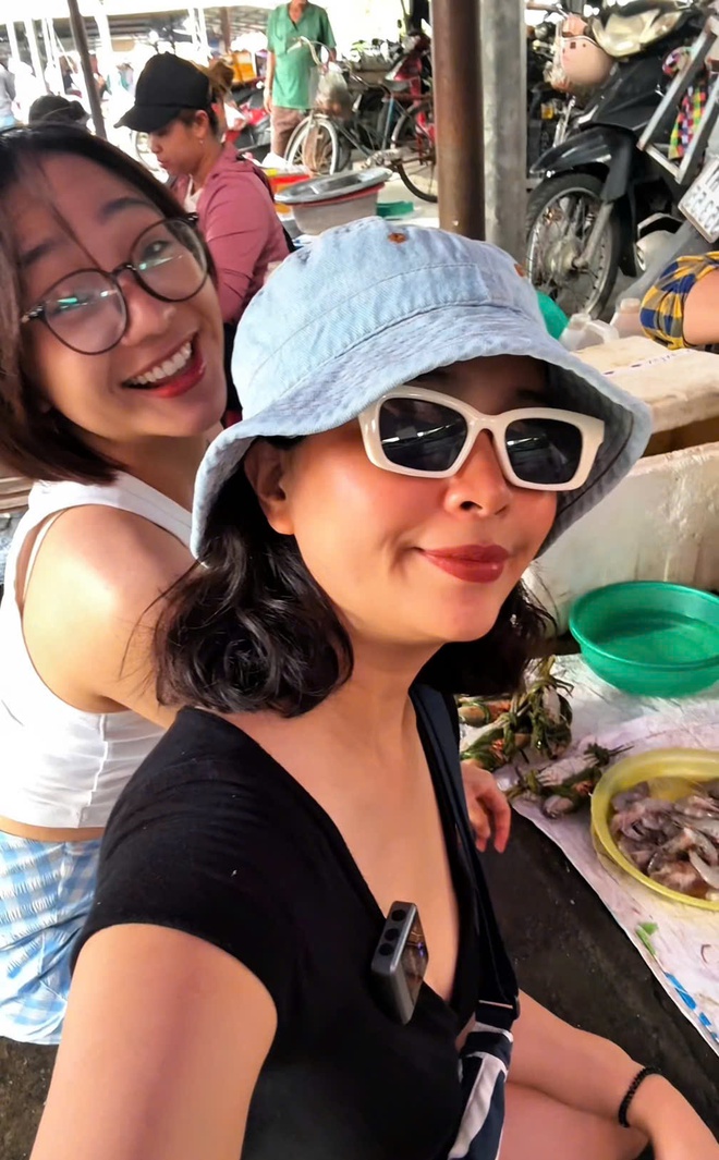 Bỏ việc lương gần 50 triệu/th&aacute;ng, c&ocirc; g&aacute;i về biển "chữa l&agrave;nh": Gia đ&igrave;nh ngăn cản, sợ sống l&ocirc;ng b&ocirc;ng, thiếu ổn định- Ảnh 4.