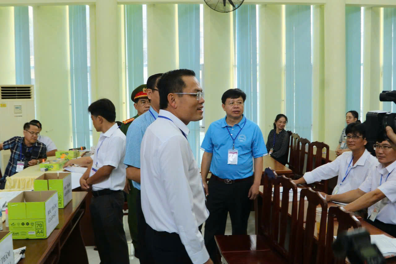Chân dung 11 Giám đốc Sở tỉnh Cà Mau mới và những thông tin nổi bật - Ảnh 9.