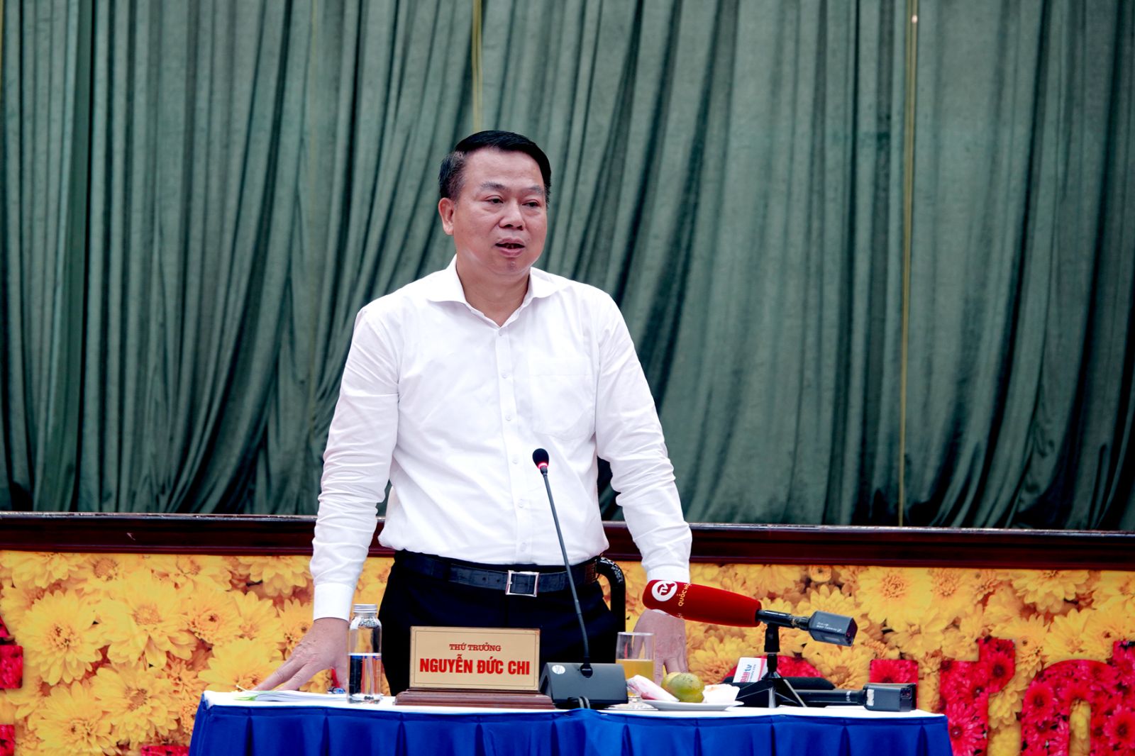Phó Thủ tướng phê bình Bộ Tài chính Trong vụ Tập đoàn Sơn Hải chậm báo cáo - Ảnh 1.