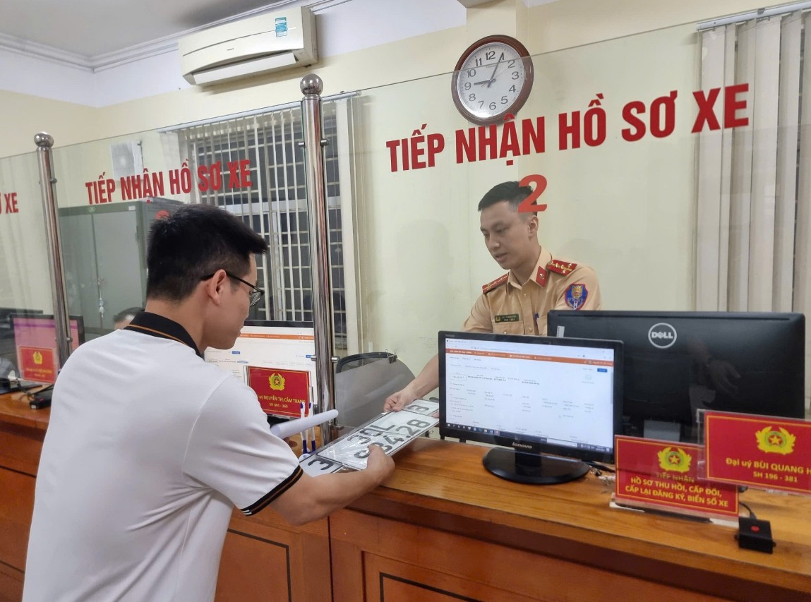 Địa điểm đăng ký xe tại Hà Nội từ ngày 1 / 7 cho tổ chức và cá nhân - Ảnh 1.