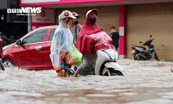 Dự báo thời tiết tháng 7 / 2025: Bắc Bộ và Thanh Hóa có mưa lớn và nguy cơ bão - Ảnh 1.