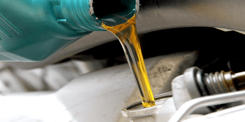 Cảnh sát triệt phá đường dây sản xuất dầu nhớt giả gần 400 tỷ đồng - Ảnh 2.