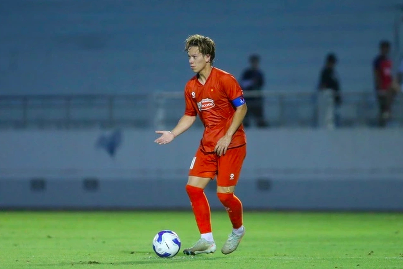 Chân sút Việt kiều Nga tỏa sáng, U23 Việt Nam thắng đậm 5-0 trước đối thủ Đông Á - Ảnh 1.