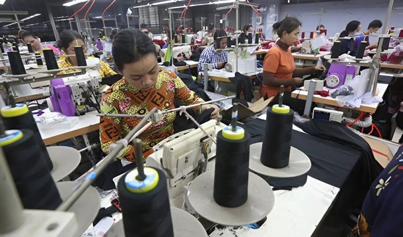 Chỉ trong 6 tháng, Campuchia thu hơn 5 tỷ USD từ một ngành hàng, Việt Nam thu gấp 4 lần - Ảnh 2.