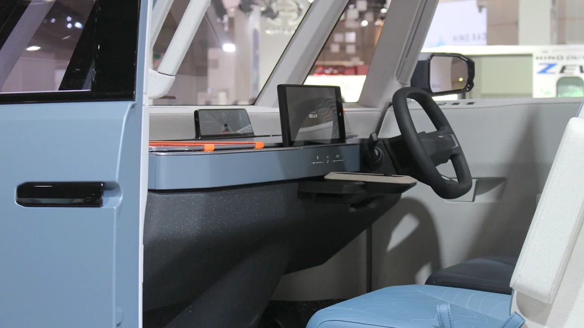 Toyota sắp ra mắt xe mới đấu Kia Carnival: Có thể mượn kiểu thiết kế góc cạnh của Land Cruiser, cửa lùa, cấu hình 6-8 chỗ - Ảnh 7.