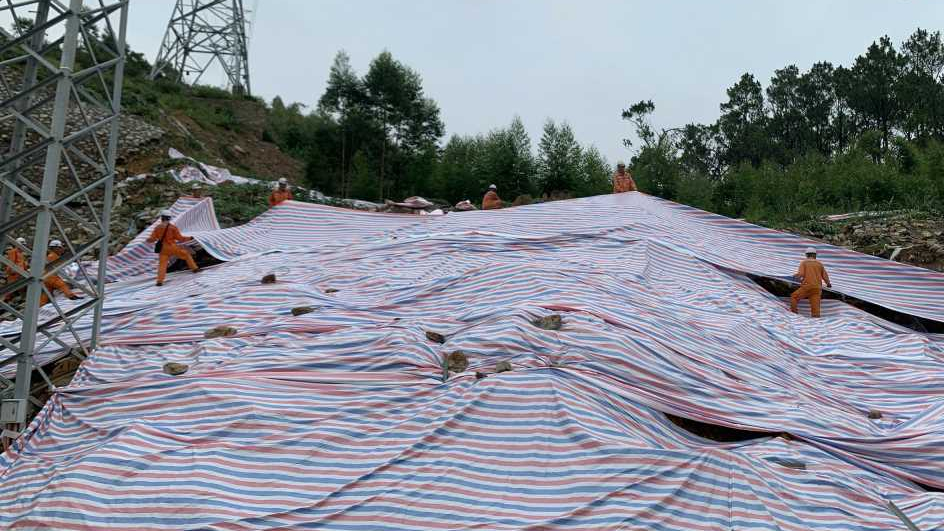 Sơ tán Bệnh viện và trạm y tế ứng phó bão số 3 ở Quảng Ninh - Ảnh 4.