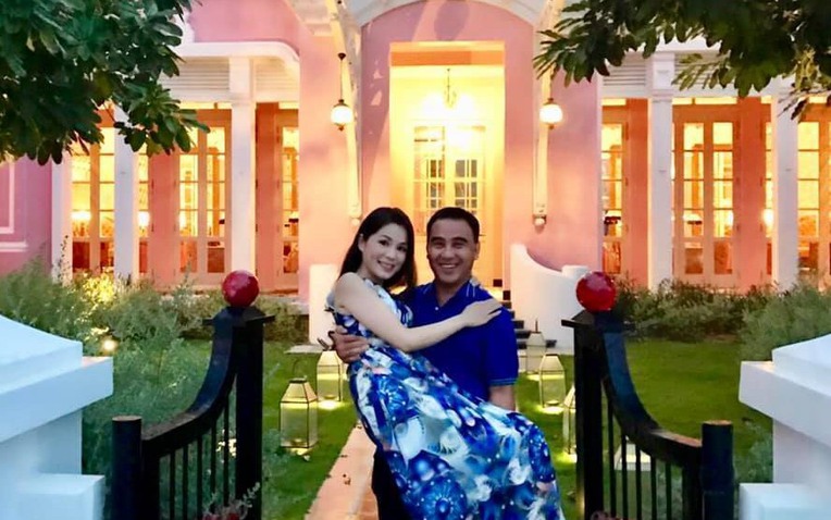 Chuyện tình lãng mạn của nam NSƯT là Phó Chủ tịch, đang sống trong biệt thự 21 tỷ ở quận 7, TP.HCM - Ảnh 1.