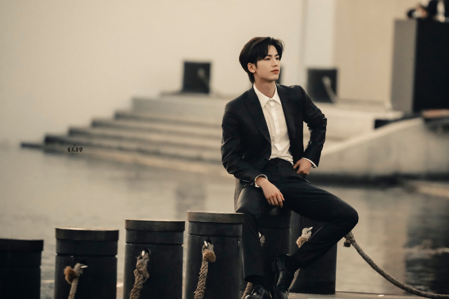 - Ảnh 1.