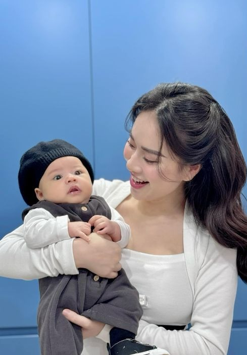 Dân mạng cãi nhau vì MC VTV mua đệm ngủ 213 triệu: Người khen chịu chi, người chê hoang phí - khoe của- Ảnh 9. Dân mạng cãi nhau vì MC VTV mua đệm ngủ 213 triệu: Người khen chịu chi, người chê hoang phí - khoe của- Ảnh 9.
