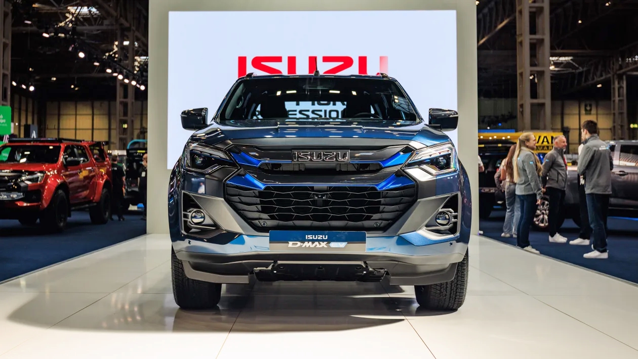 Isuzu D-Max bản điện chốt giá dễ gây giật mình: Đắt gấp rưỡi bản máy dầu nhưng chỉ chạy được hơn 260km/sạc - Ảnh 2.