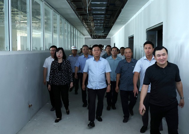 "Chốt" hạn ch&oacute;t ho&agrave;n th&agrave;nh cơ sở 2 Bệnh viện Bạch Mai v&agrave; Việt Đức- Ảnh 2.