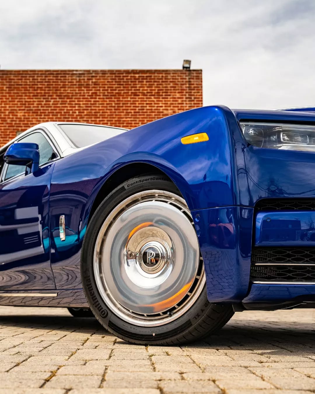 Rolls-Royce Phantom độc lạ về Việt Nam: Riêng bộ mâm giá bằng Xforce, lớp sơn cũng tốn hàng trăm triệu đồng - Ảnh 5.