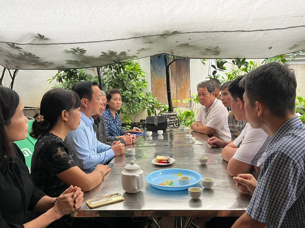 Vụ lật tàu Quảng Ninh khiến 6 học sinh Hà Nội thương vong , nỗi đau chung của ngành giáo dục - Ảnh 1.