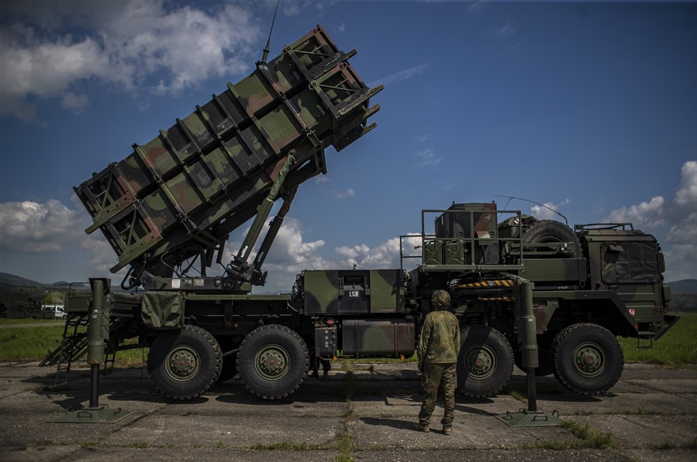 Mỹ - Đức gửi 5 hệ thống ph&ograve;ng kh&ocirc;ng "tốt nhất thế giới" cho Ukraine- Ảnh 1.