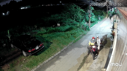 Bắt giữ thanh niên giật vé số của người tàn tật ở TP HCM - Ảnh 1.