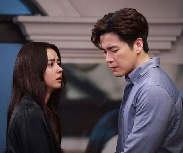 Tôi gọi chồng cũ về ký giấy ly hôn lần hai nhưng đứa con 3 tuổi lỡ miệng khiến tất cả chết lặng- Ảnh 1.