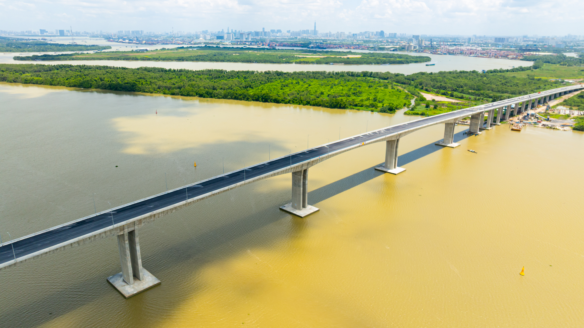 Sắp nối với TP.HCM bằng cầu lớn, bất động sản Nhơn Trạch thay đổi ra sao?- Ảnh 2.