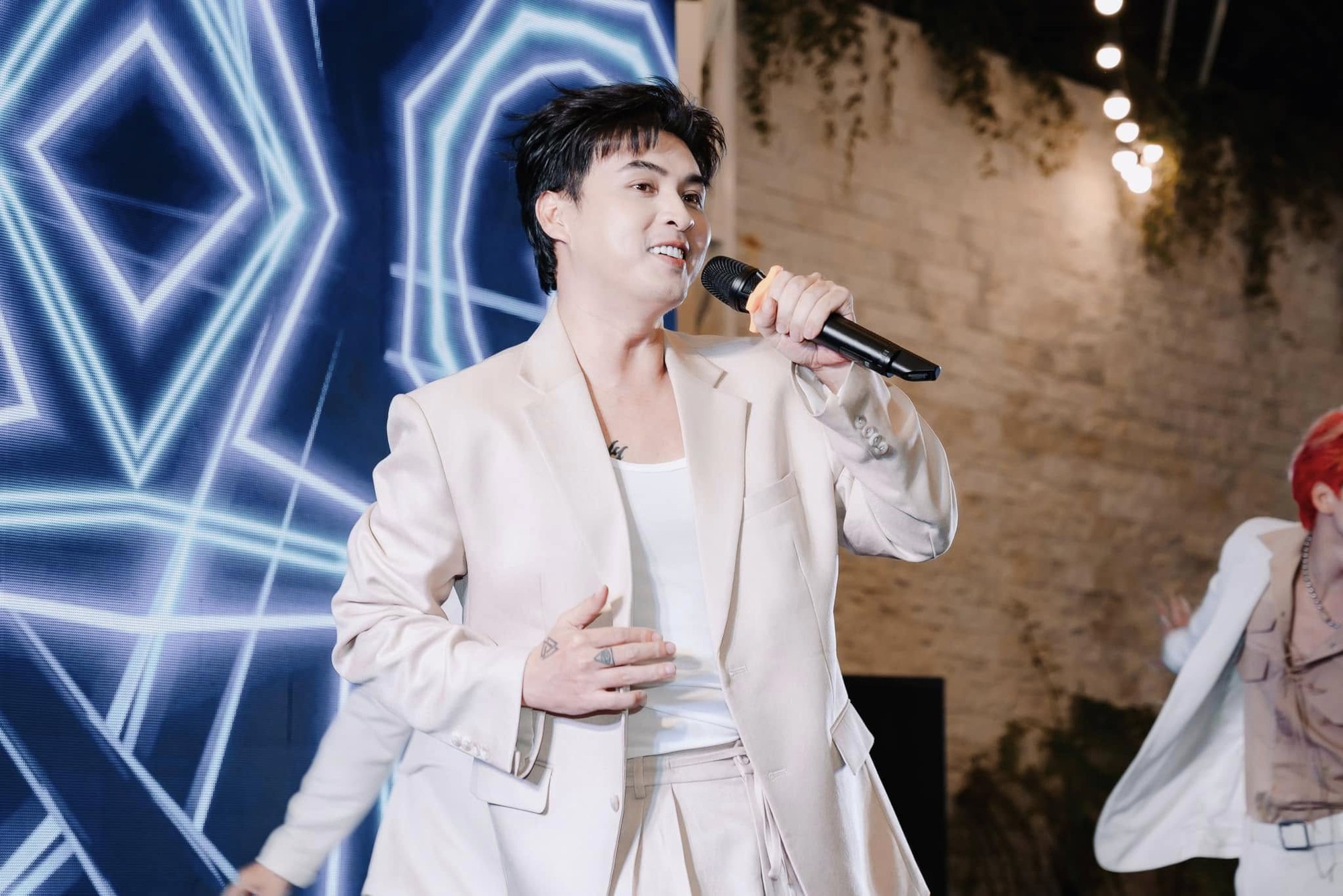Đến lượt Hồ Quang Hiếu phản hồi nóng trước thông tin bị bắt vì sử dụng ma tuý- Ảnh 2.