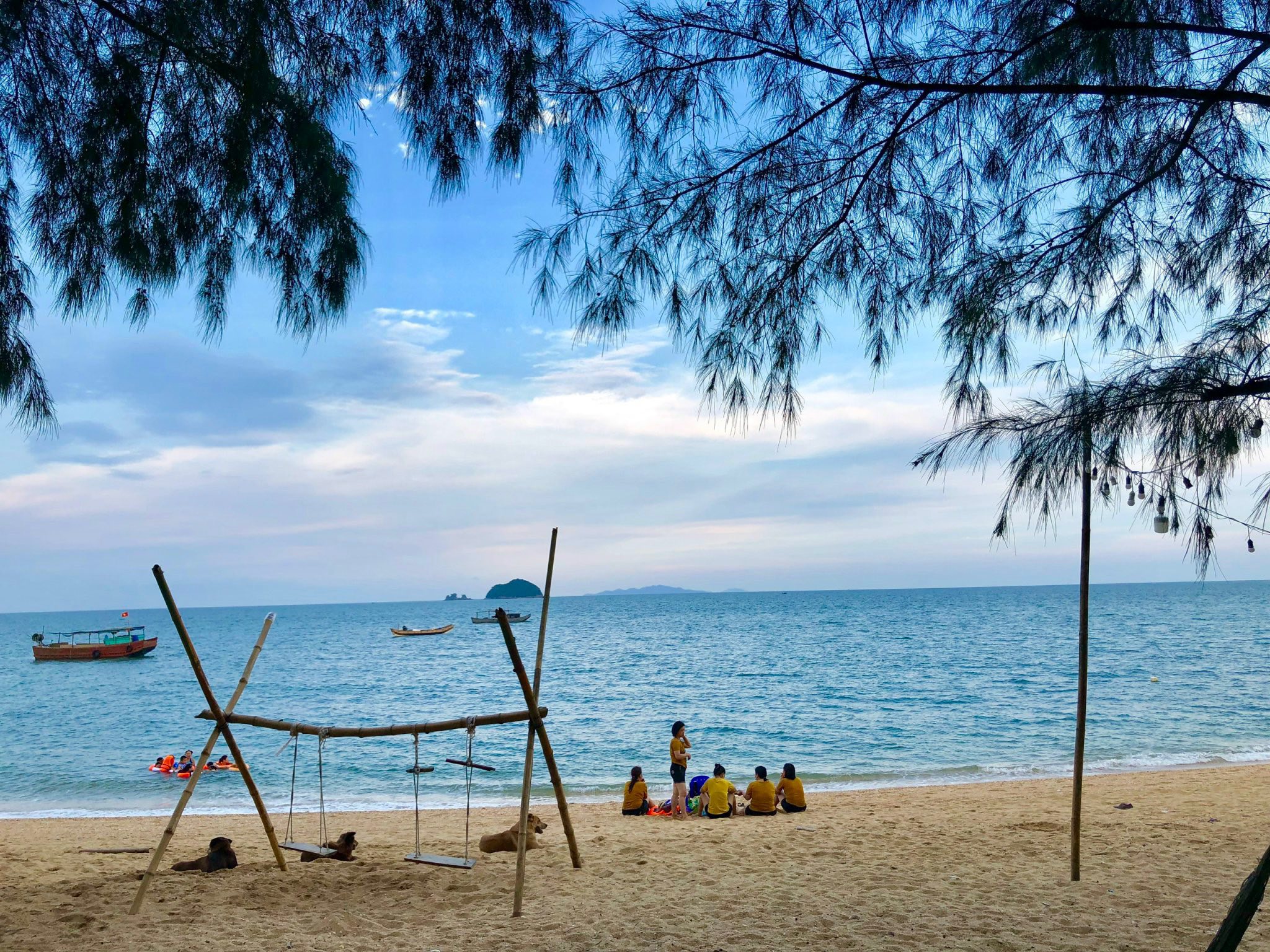 Hòn đảo được ví như "đảo ngọc" ngay miền Bắc, người bản địa nhận xét: Chưa nhiều du khách biết đến - Ảnh 5.