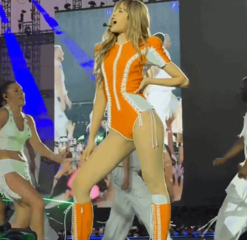 Càng bị chỉ trích càng hở bạo - Lisa đang ngày càng đi quá giới hạn?- Ảnh 1.