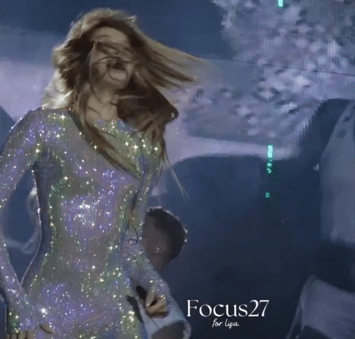 Càng bị chỉ trích càng hở bạo - Lisa đang ngày càng đi quá giới hạn?- Ảnh 5.