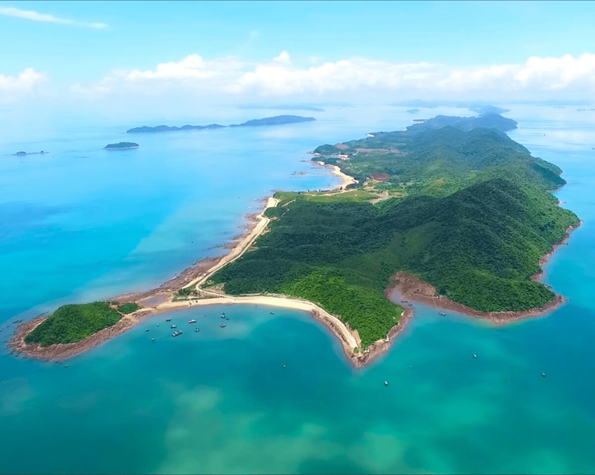 Hòn đảo được ví như "đảo ngọc" ngay miền Bắc, người bản địa nhận xét: Chưa nhiều du khách biết đến - Ảnh 1.