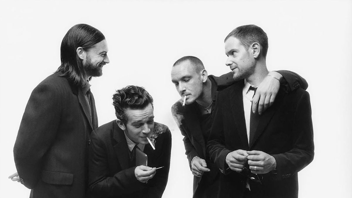 Hành động khó chấp nhận được của người yêu cũ Taylor Swift- Ảnh 9. Hành động khó chấp nhận được của người yêu cũ Taylor Swift- Ảnh 9.