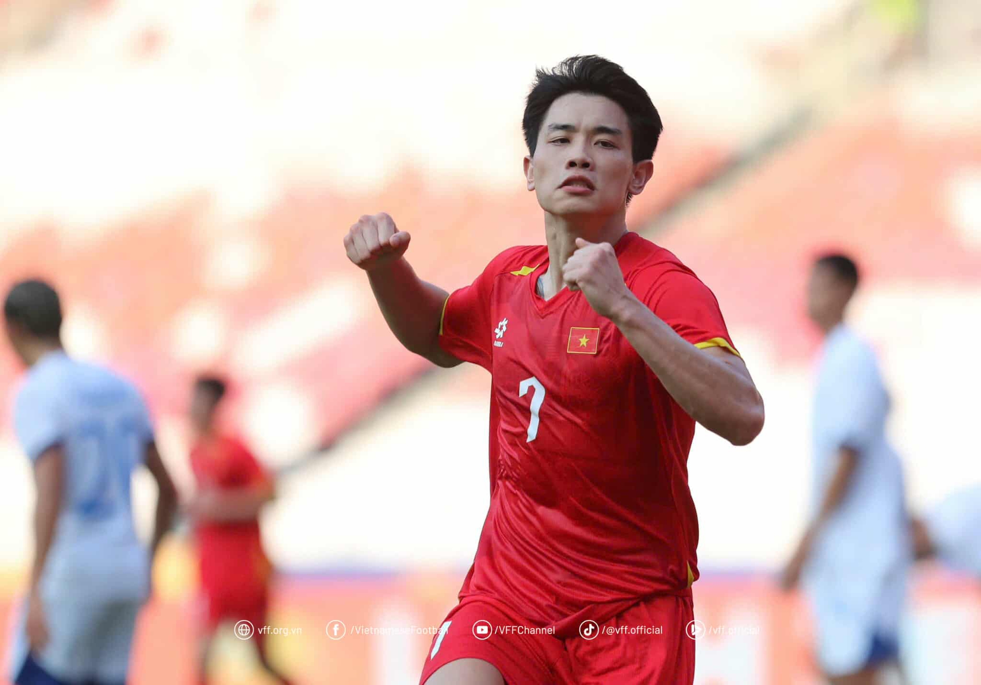 Giải Đông Nam Á: Tuyển U23 Việt Nam san bằng kỷ lục; HLV Kim Sang-sik đứng trước cột mốc lịch sử - Ảnh 1.