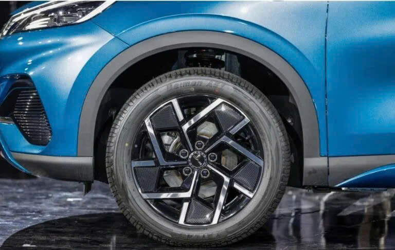 CUV cỡ C tại Việt Nam: Chọn Geely EX5 vừa ra mắt hay 2 mẫu xe xăng ăn khách Mazda CX-5 và Ford Territory?- Ảnh 18.