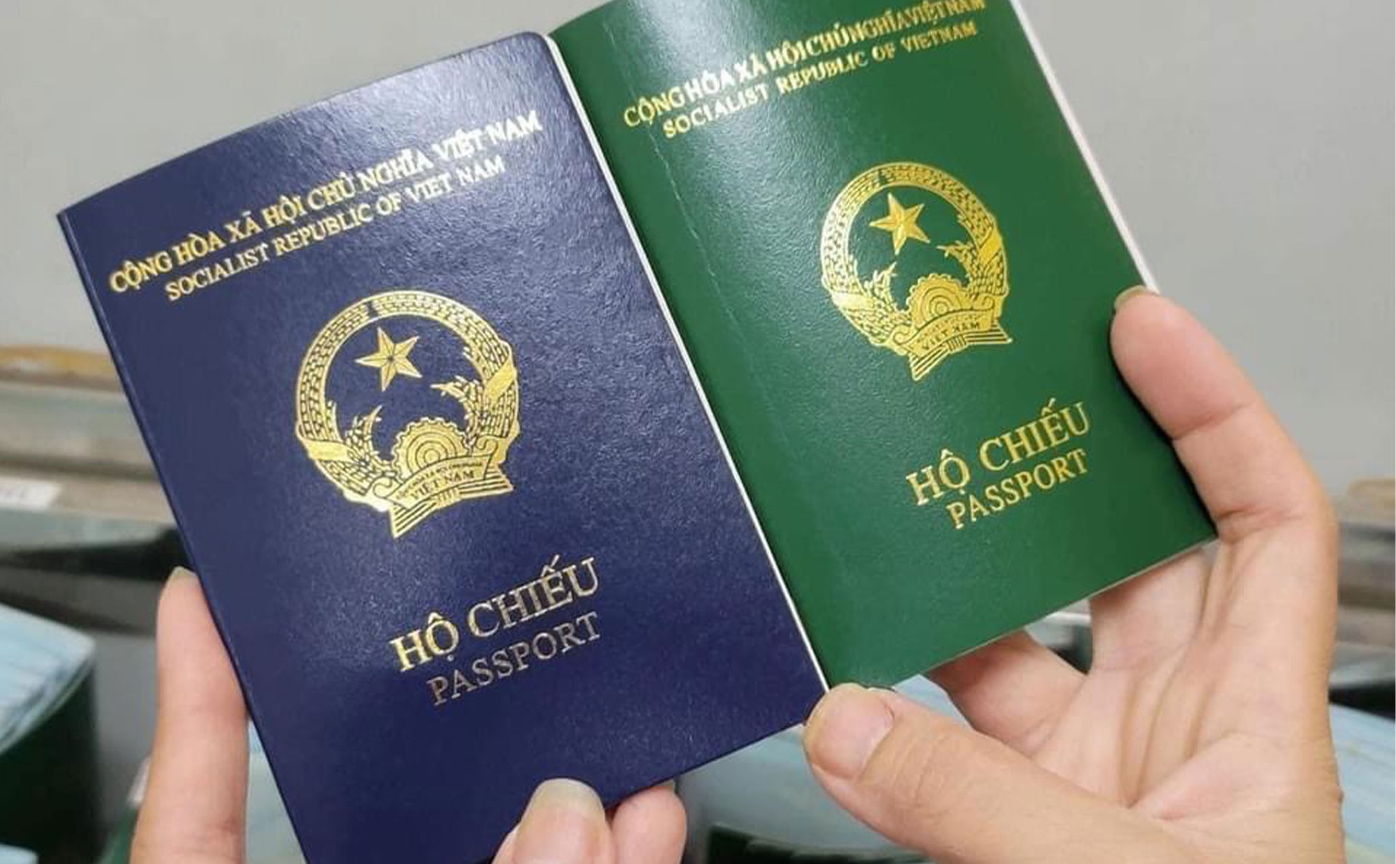 Hộ chiếu Việt Nam thăng hạng toàn cầu, người Việt được miễn thị thực khi du lịch ở những đâu? - Ảnh 1.