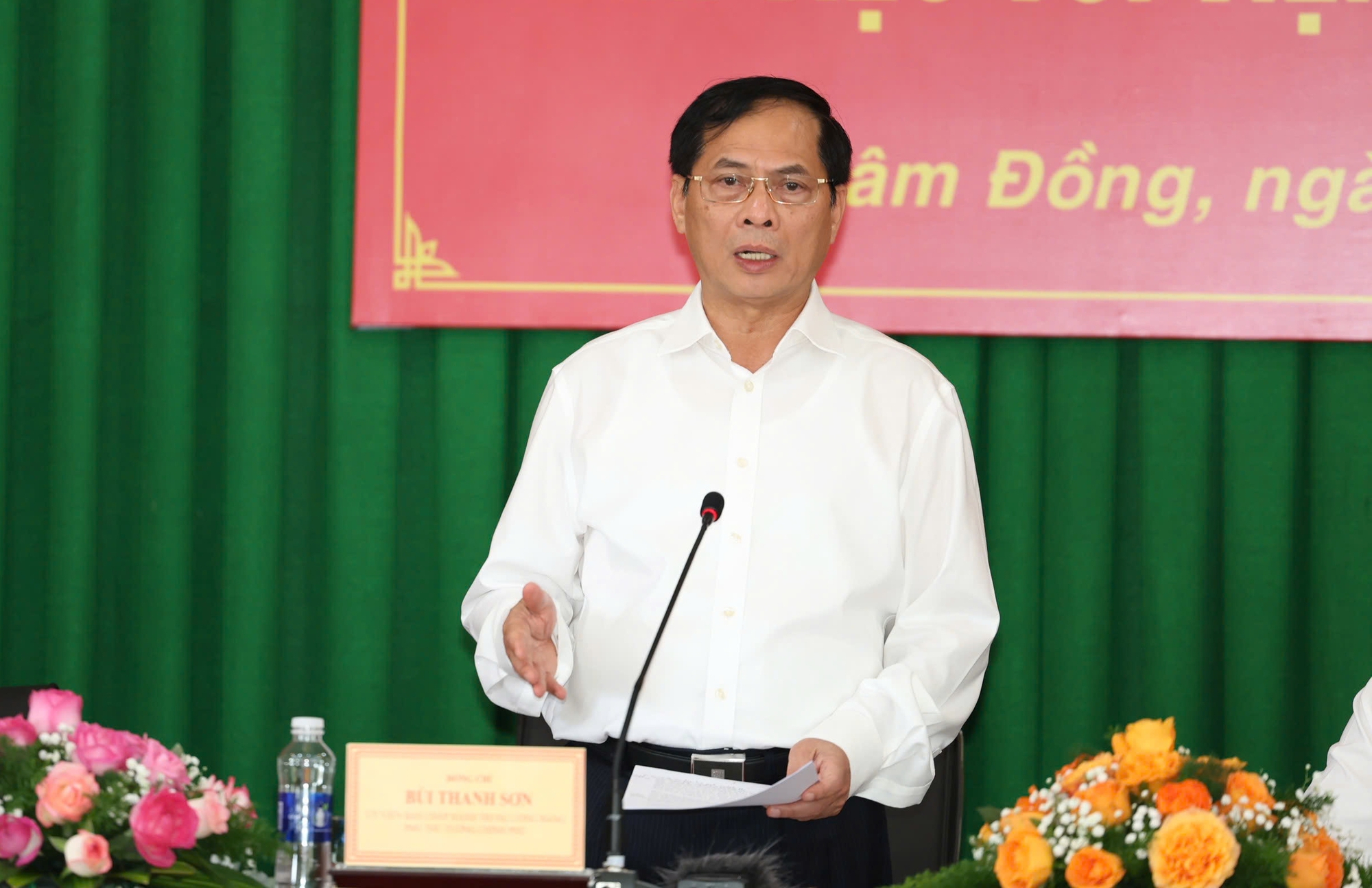 Phó Thủ tướng Bùi Thanh Sơn làm việc với Viện Nghiên cứu hạt nhân- Ảnh 3. Phó Thủ tướng Bùi Thanh Sơn làm việc với Viện Nghiên cứu hạt nhân- Ảnh 3.