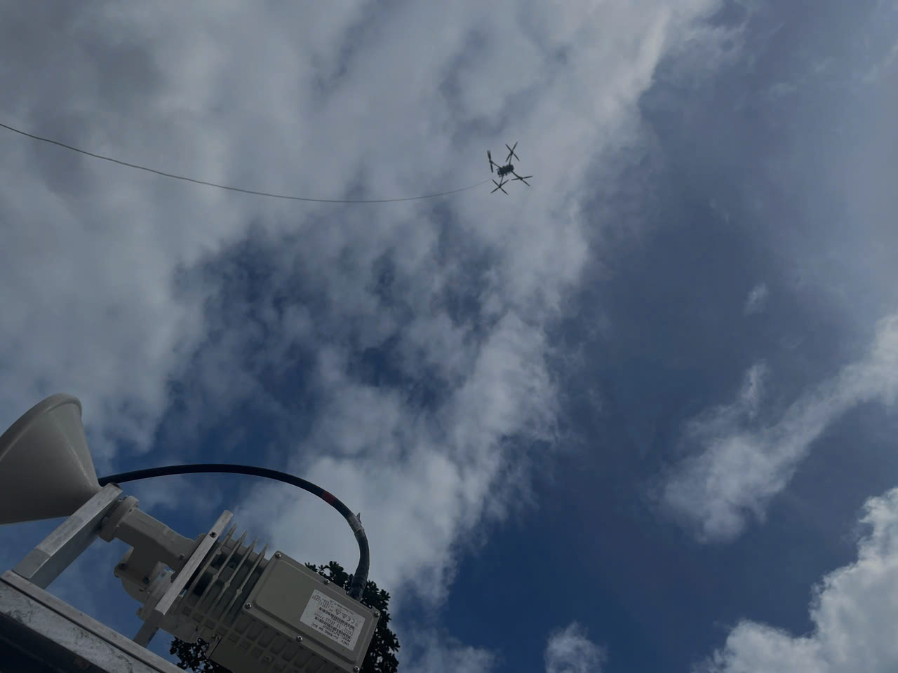 Ứng cứu khẩn cấp Nghệ An trong lũ lụt: Viettel cộng tài khoản, sẵn sàng Drone phát sóng cứu hộ, cứu nạn- Ảnh 2.