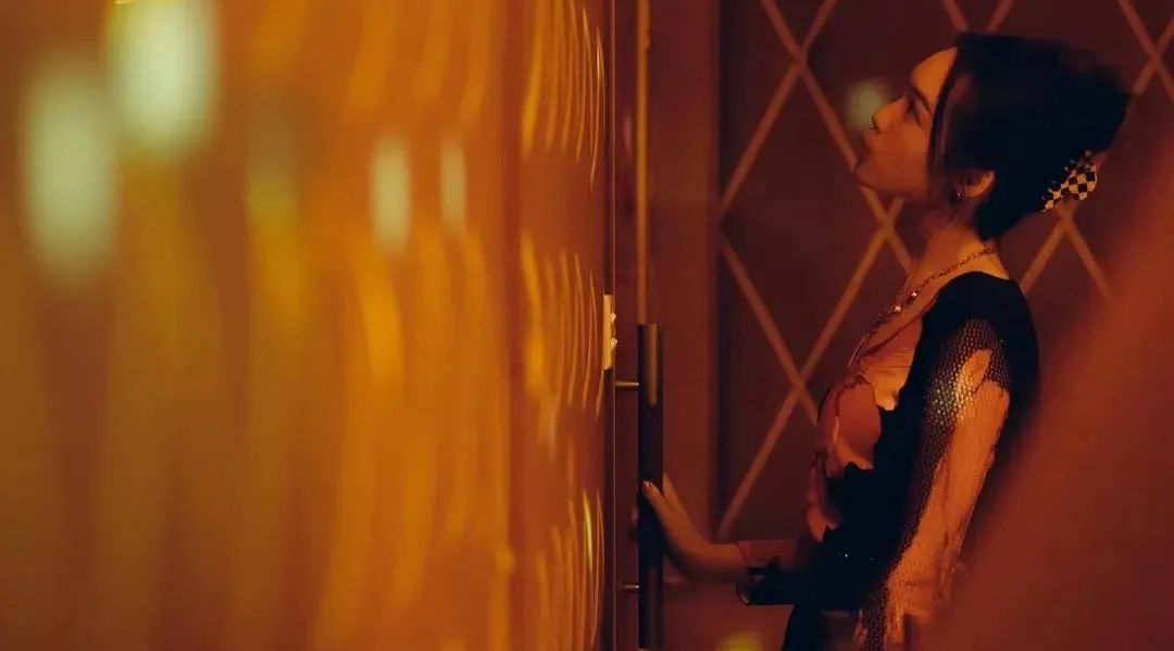 Tham gia nh&oacute;m 200 phụ huynh c&oacute; con bị lừa sang Campuchia, Myanmar, người mẹ rợn người trước những g&igrave; được kể lại- Ảnh 3.