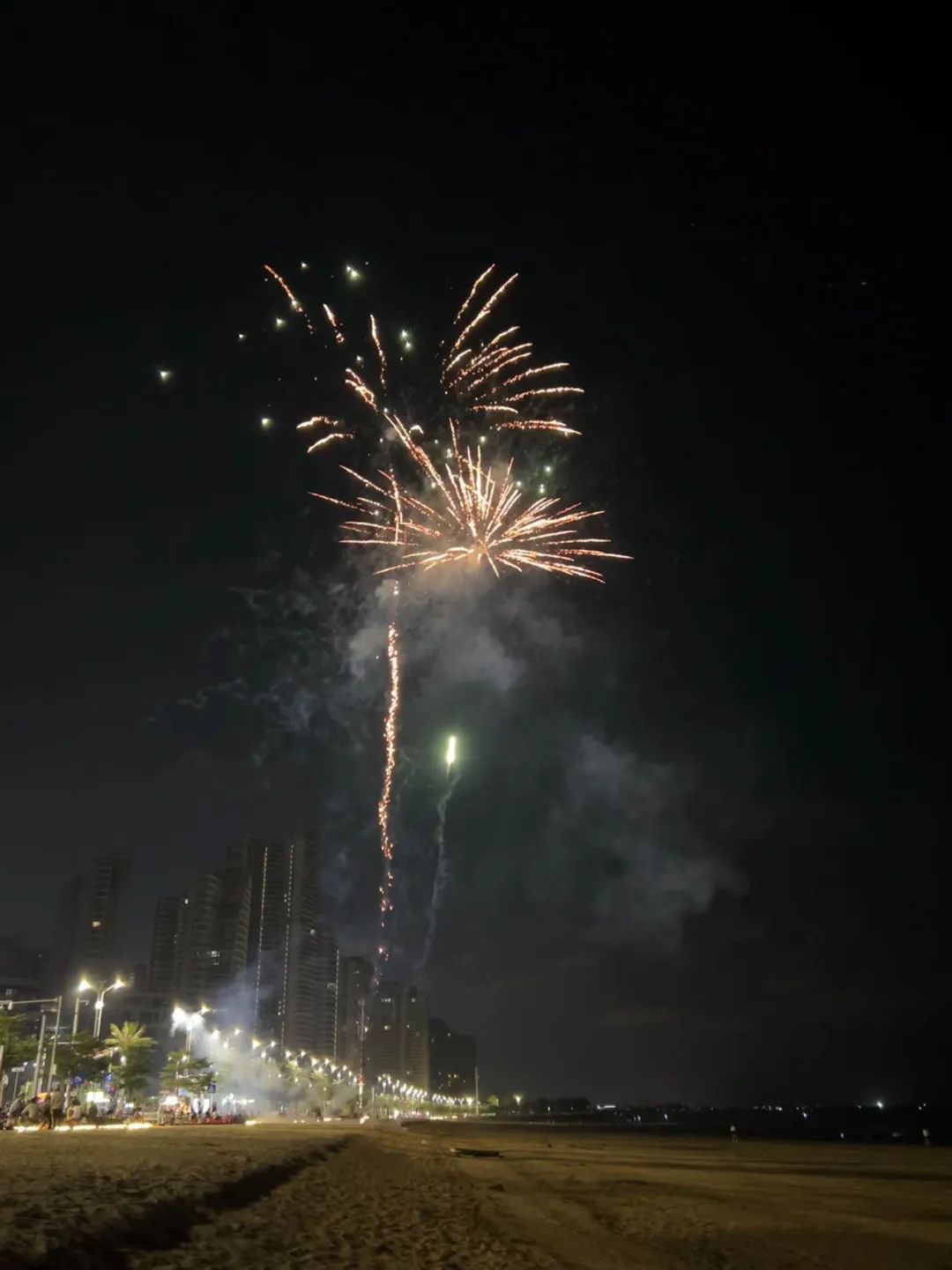 Tham gia nh&oacute;m 200 phụ huynh c&oacute; con bị lừa sang Campuchia, Myanmar, người mẹ rợn người trước những g&igrave; được kể lại- Ảnh 4.