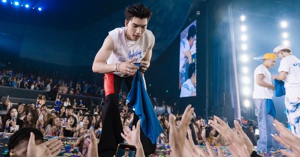 Cuộc sống vợ chồng của nam nghệ sĩ Việt đình đám với vợ hơn 2 tuổi, có 1 con riêng - Ảnh 2.