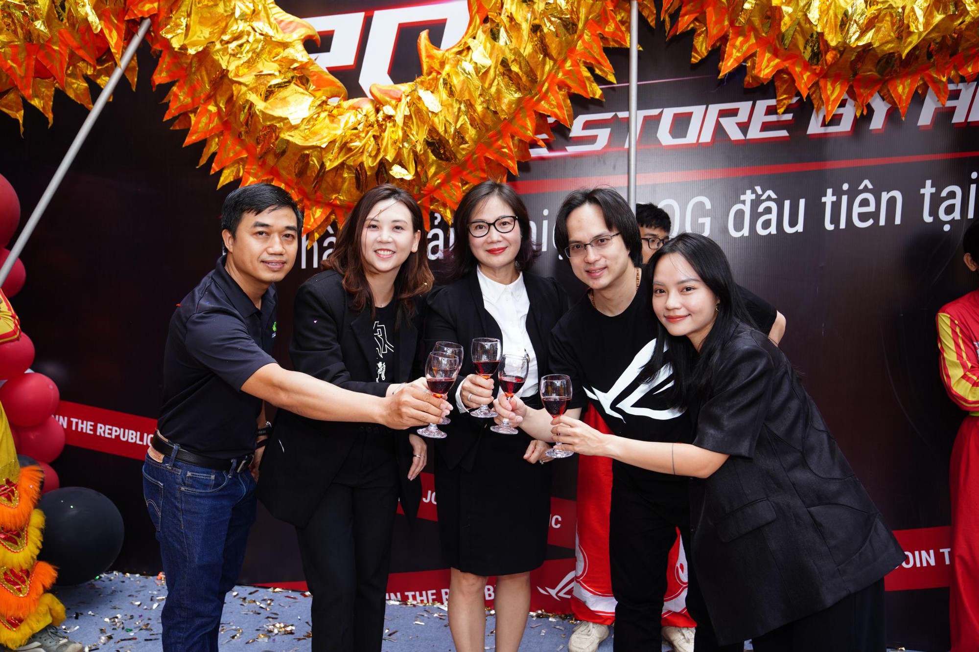 An Phát Computer & Asus Chơi Lớn Với Sự Kiện Rog Days Đến 3/8 – Cơ Hội Chơi Game, Đấu Giải Và Săn Quà Cả Tuần - Ảnh 2. An Phát Computer & Asus Chơi Lớn Với Sự Kiện Rog Days Đến 3/8 – Cơ Hội Chơi Game, Đấu Giải Và Săn Quà Cả Tuần - Ảnh 2.