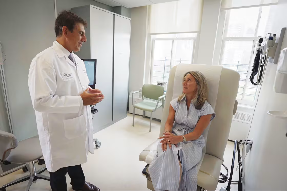 Người phụ nữ có men gan cao gấp 60 lần, gan tổn thương nghiêm trọng chỉ vì uống 1 thứ trong suốt 2 tháng- Ảnh 1.