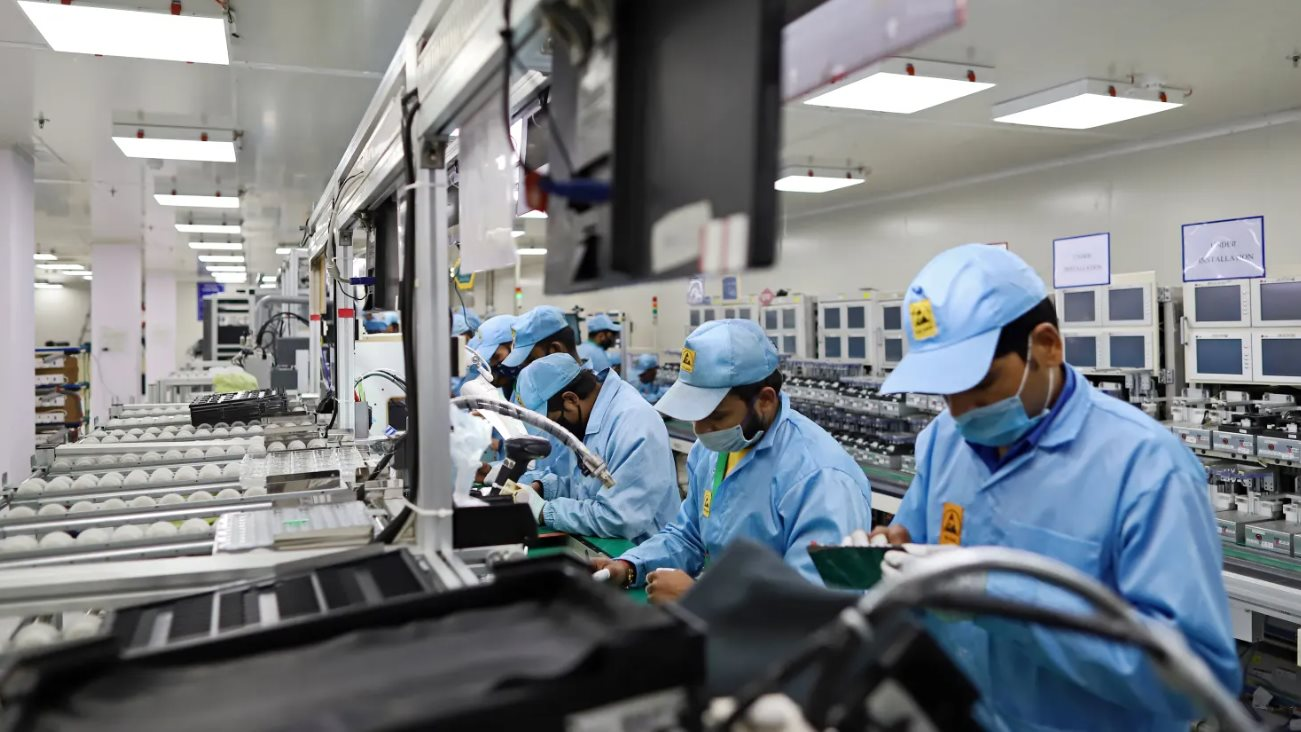 Ấn Độ Vượt Trung Quốc Về Xuất Khẩu Smartphone Sang Mỹ Lần Đầu Tiên Trong Lịch Sử - Ảnh 2. Ấn Độ Vượt Trung Quốc Về Xuất Khẩu Smartphone Sang Mỹ Lần Đầu Tiên Trong Lịch Sử - Ảnh 2.