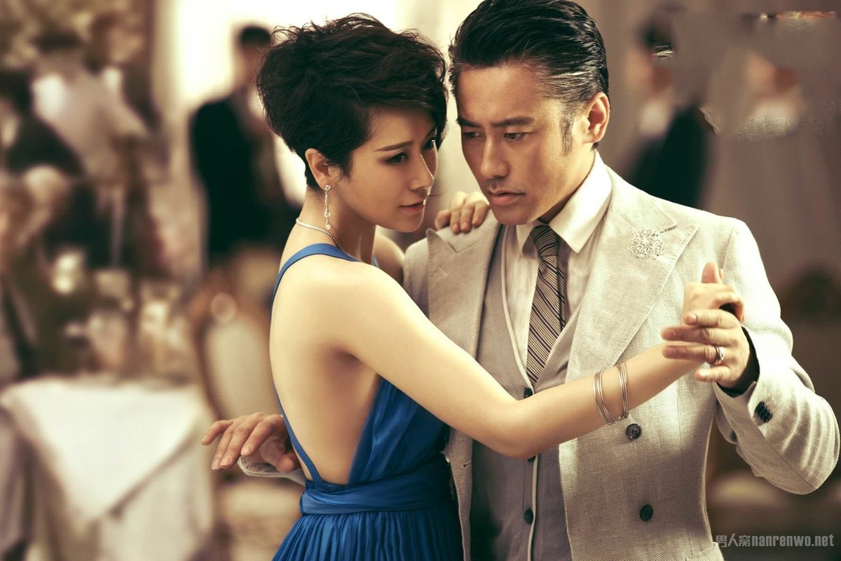 "Sao nam hạng A to&agrave;n phim hot" bị bồ nh&iacute; 9x tung h&ecirc; hợp đồng bao nu&ocirc;i, liền bắt tay vợ tống tiểu tam v&agrave;o t&ugrave; 3 năm trời- Ảnh 1.