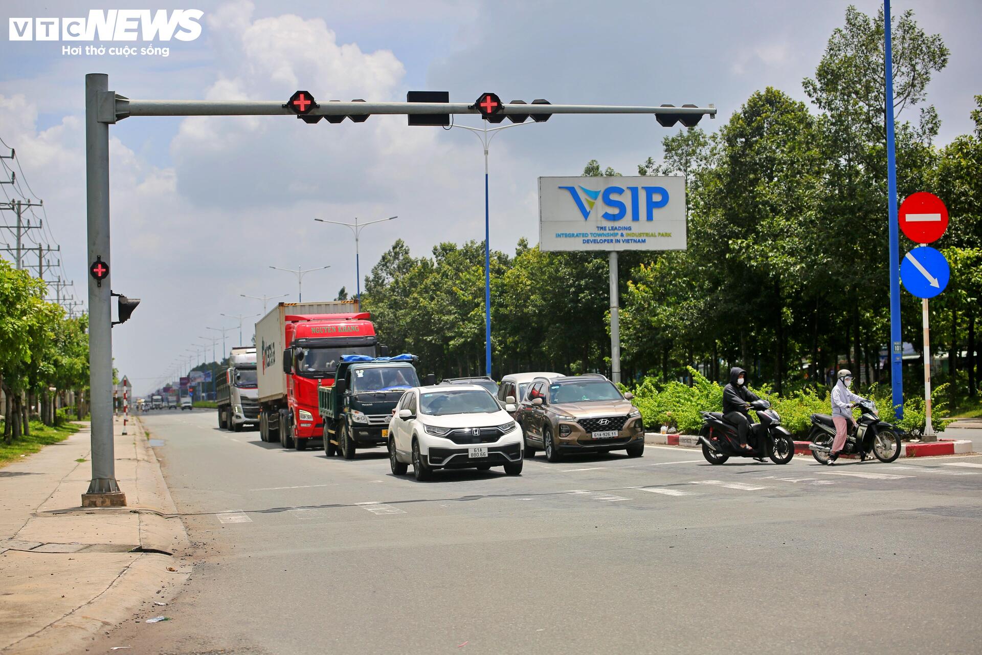 Khu công nghiệp Bình Dương: Trung tâm phát triển công nghiệp hiện đại hàng đầu Việt Nam - Ảnh 3.