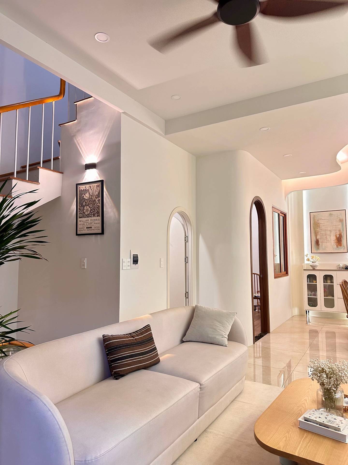 Vợ chồng trẻ chi hơn 1 tỷ xây nhà mặt đường 70m²: Tiết lộ cách xây đẹp đúng ý mà vẫn tiết kiệm chi phí- Ảnh 7.