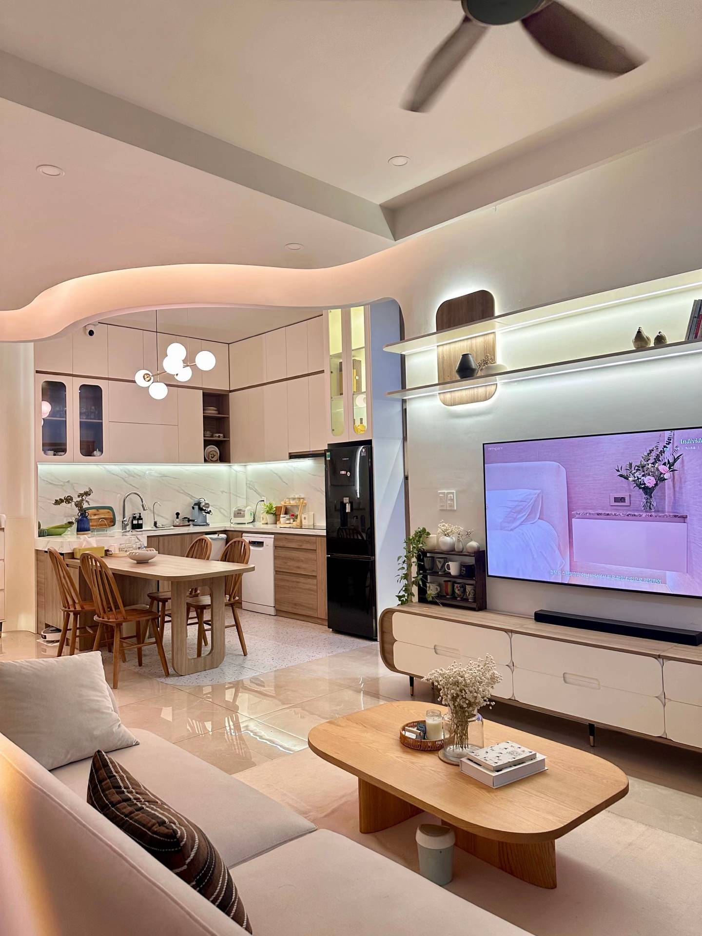 Vợ chồng trẻ chi hơn 1 tỷ xây nhà mặt đường 70m²: Tiết lộ cách xây đẹp đúng ý mà vẫn tiết kiệm chi phí- Ảnh 8.