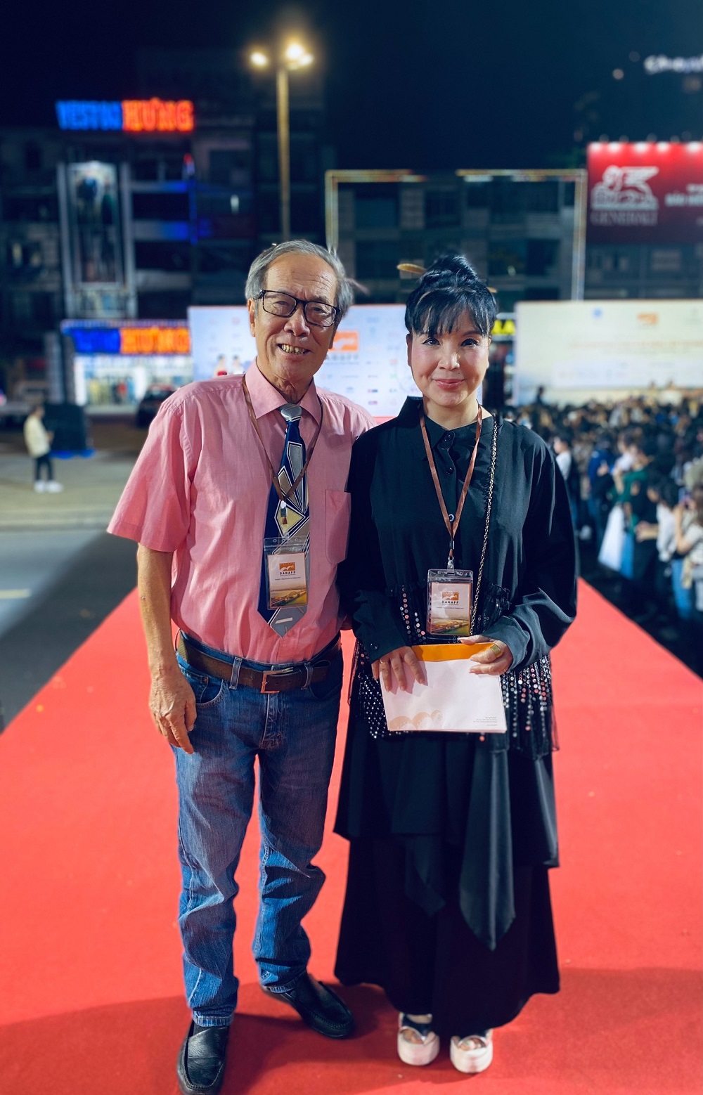 Nữ NSND bị chồng 2 hơn 14 tuổi khóa trái cửa không cho đi diễn, phải nói thẳng 1 câu mới êm xuôi - Ảnh 3.
