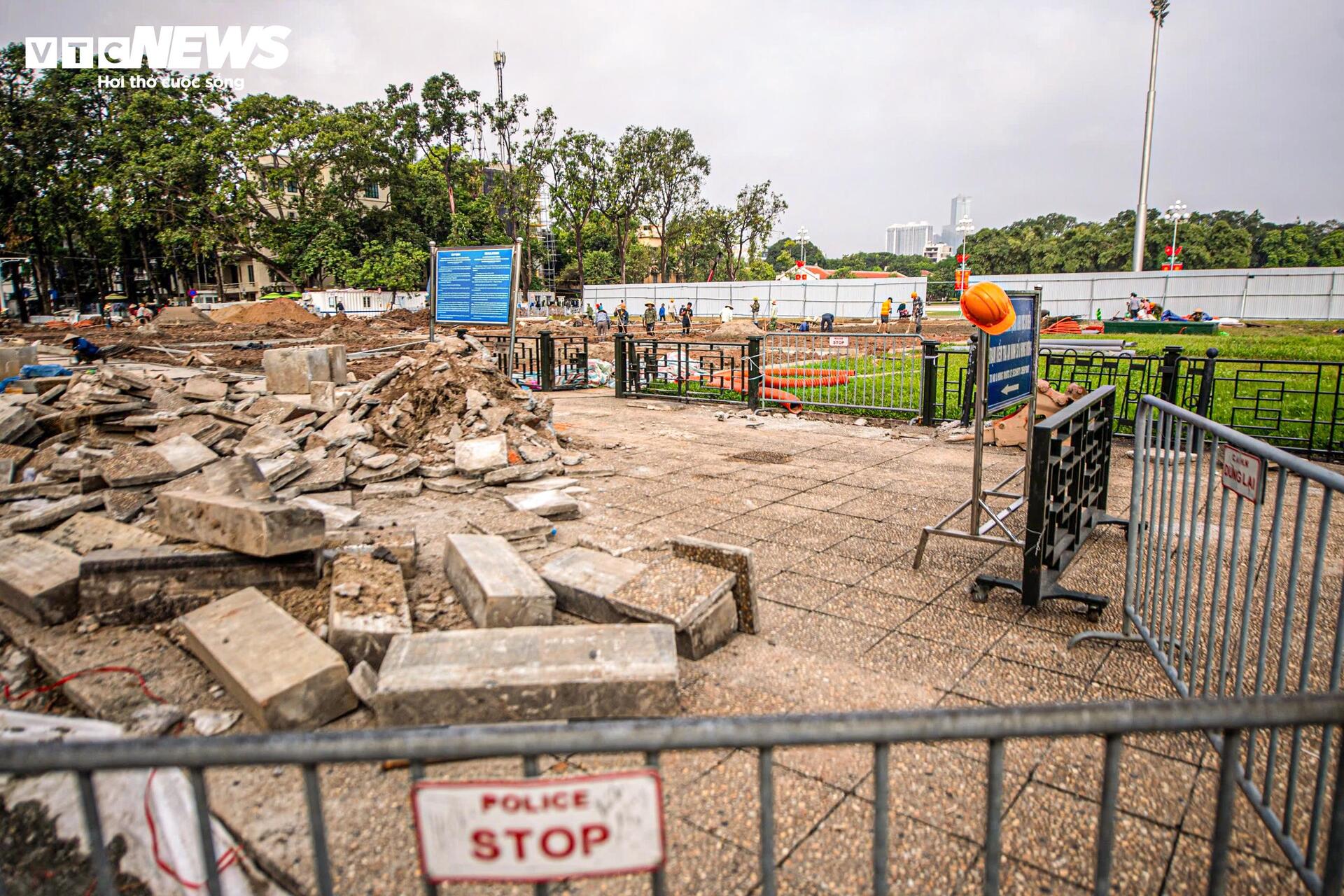 Phá dỡ tòa nhà Pháp cổ phục vụ mở rộng đường Hùng Vương 2 / 9 tại Hà Nội - Ảnh 11.